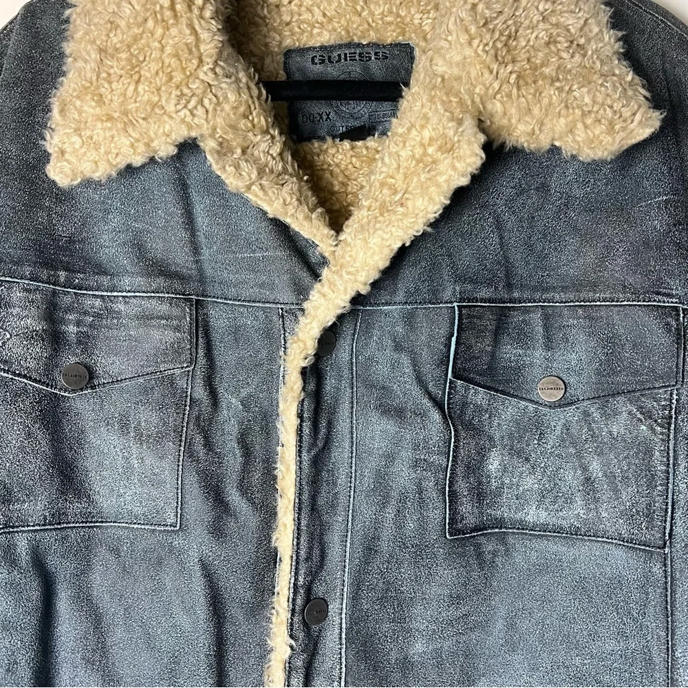 Guess Men’s Vintage Leather Sherpa Lined Trucker Jacket Distressed Gray Y2K Sz L